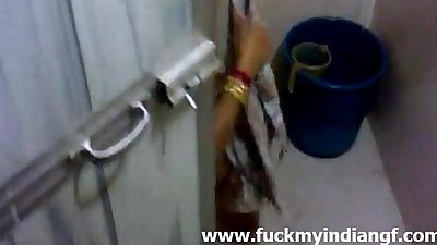 Sexy indian wife shower video - fuckmyindiangf.com