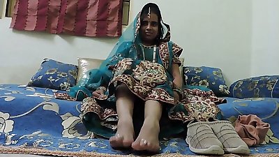 Indian amateur bhabhi foot fetish